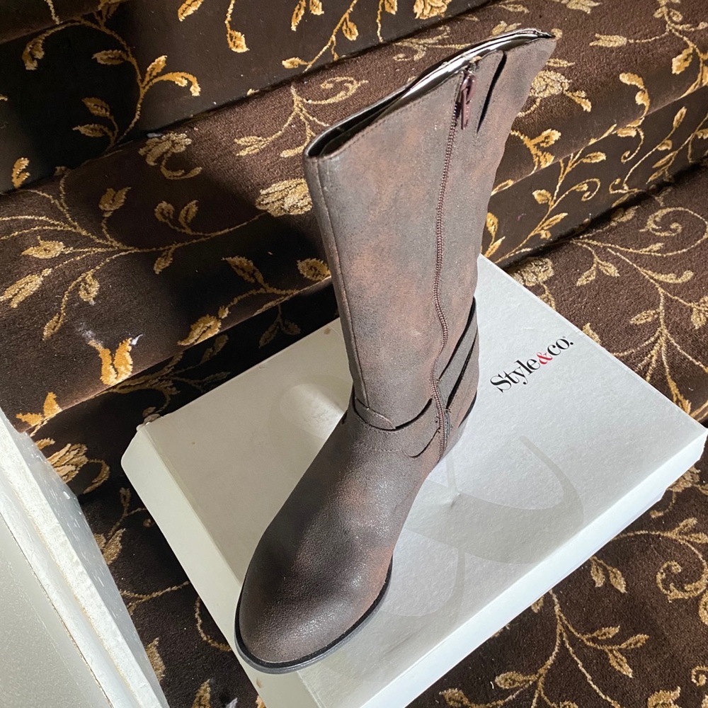 Mid calf boots